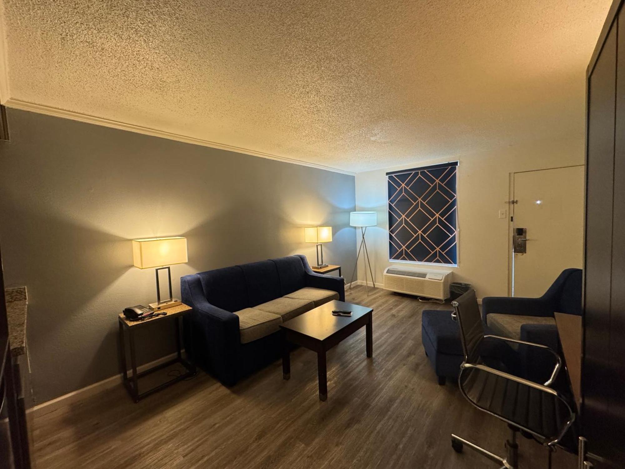 Clarion Inn & Suites Dothan South Εξωτερικό φωτογραφία