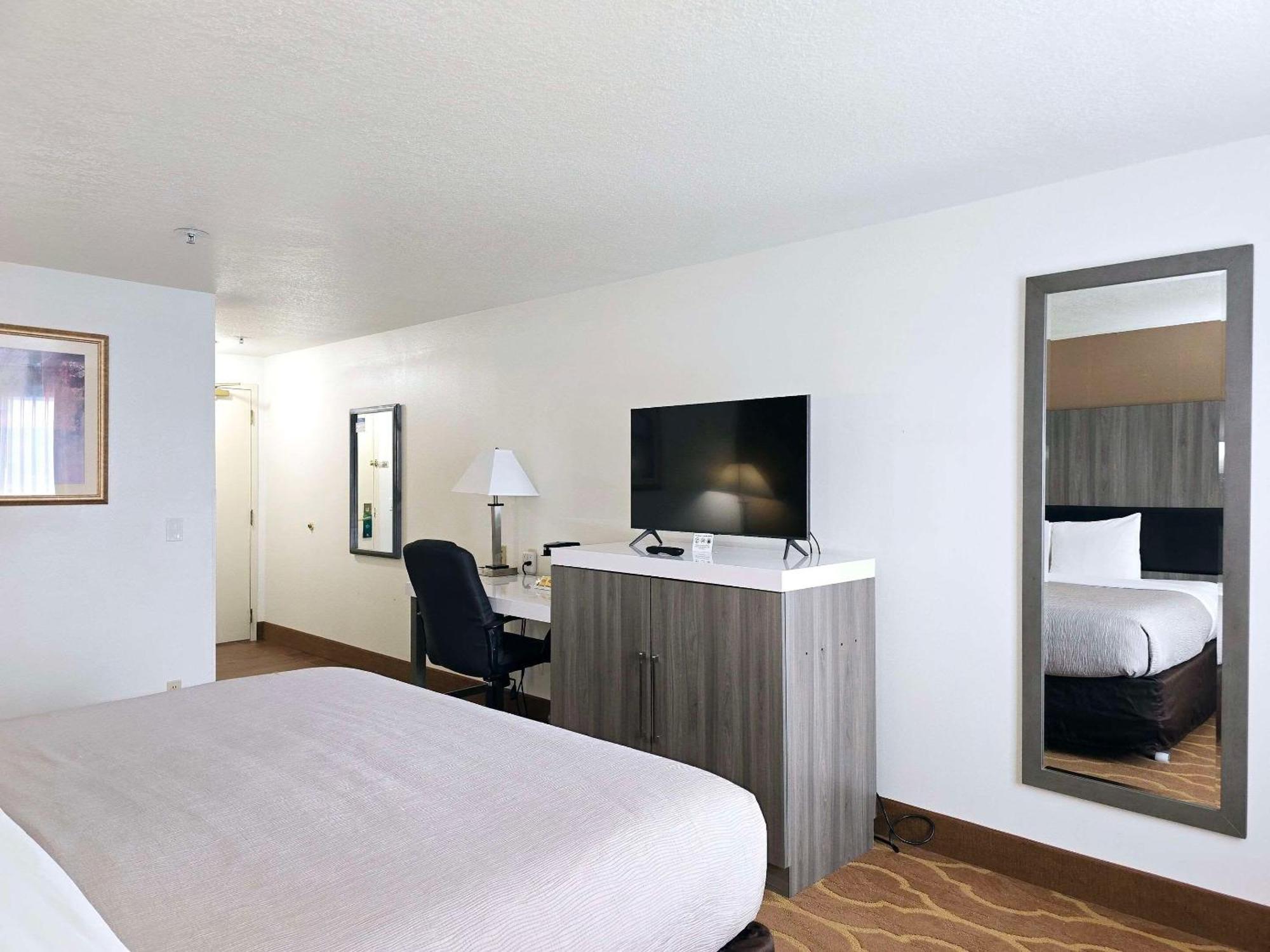 Clarion Inn & Suites Dothan South Εξωτερικό φωτογραφία