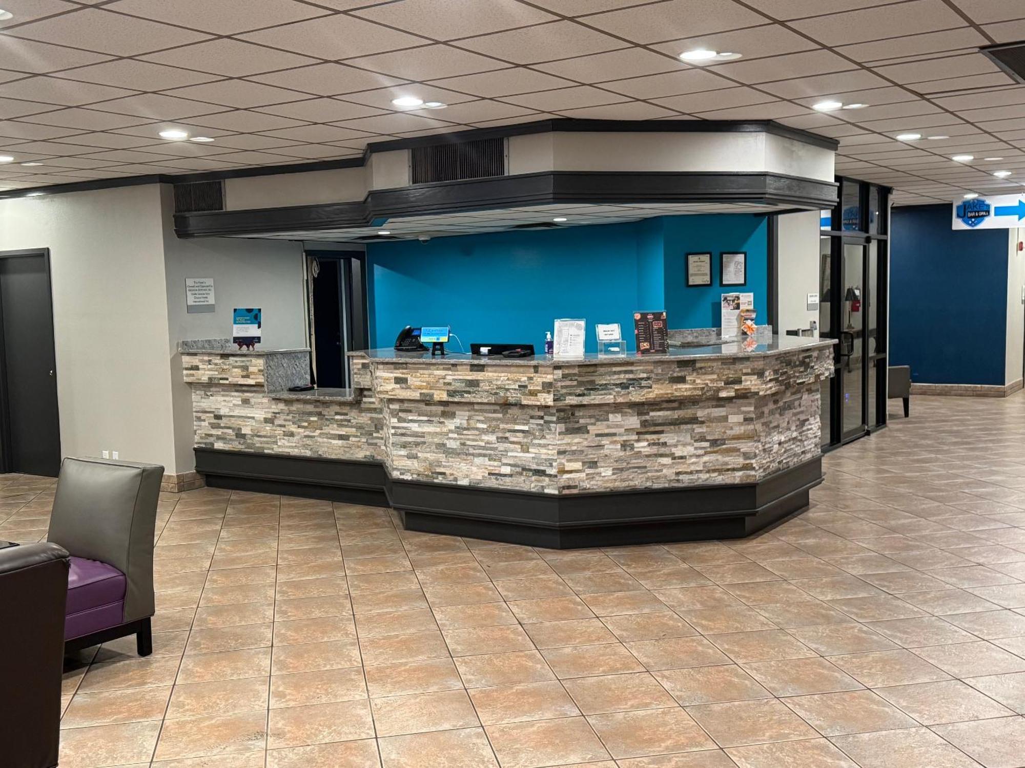 Clarion Inn & Suites Dothan South Εξωτερικό φωτογραφία