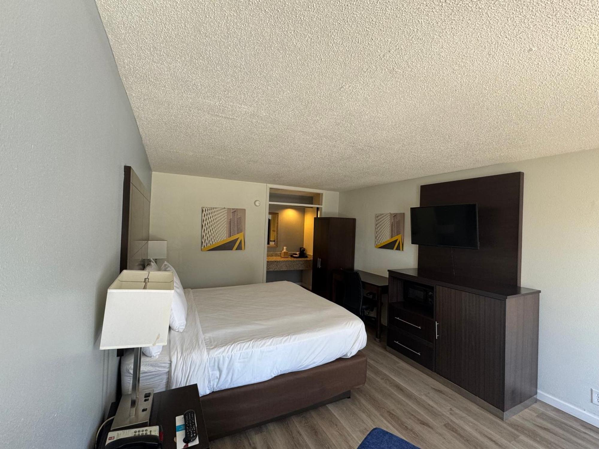 Clarion Inn & Suites Dothan South Εξωτερικό φωτογραφία